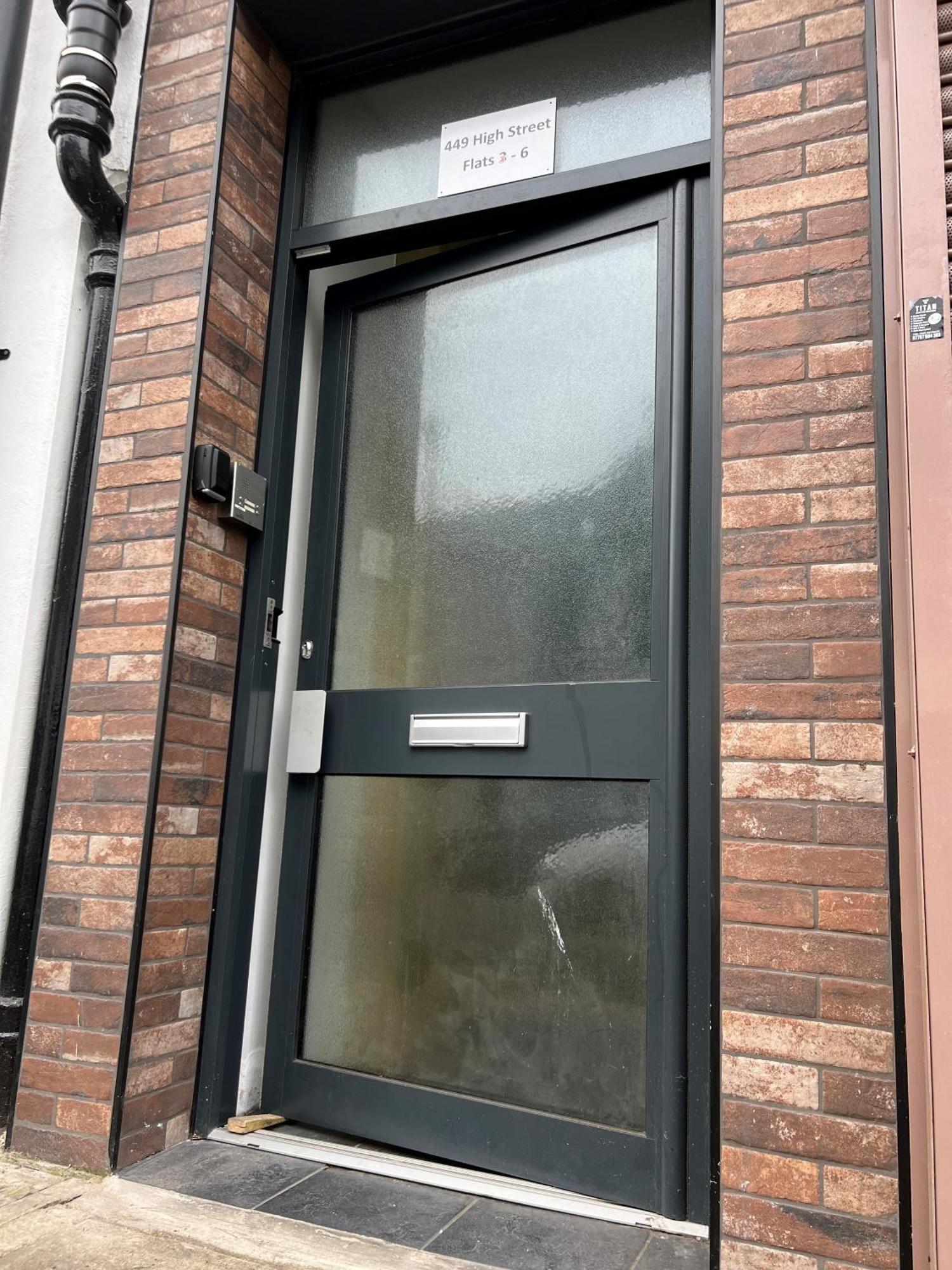 Premium Offer L Last-Minute Escape L Aj Properties L High Street Cheltenham L Parking L Ideal For Short Or Long Stays - Town Centre Apartment, 4 Beds, 1 Bathroom Εξωτερικό φωτογραφία